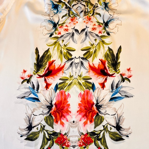 White House Black Market floral blouse sz M - Picture 4 of 8